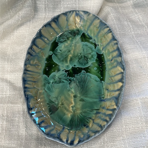Edgecomb Potters Maine Studio 10” by 6 3/4 " Pottery Dish Green Blue Colors - Picture 11 of 11